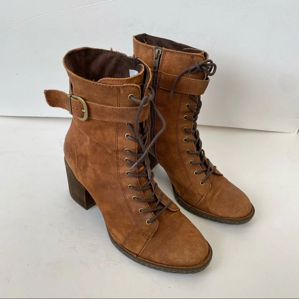 Born Cass Block Heel Lace Up Suede Boots Tan Size 9.5
